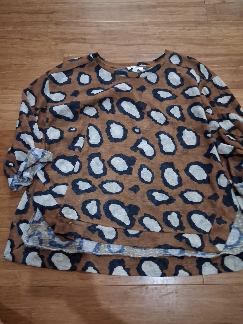 Umgee Womans Leopard Print Long Sleeve Top - Brown, Black, Cream